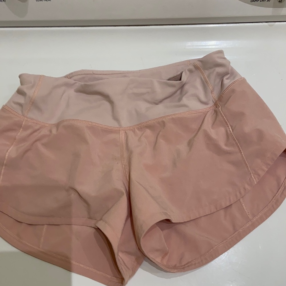 lululemon size 2 speed up shorts